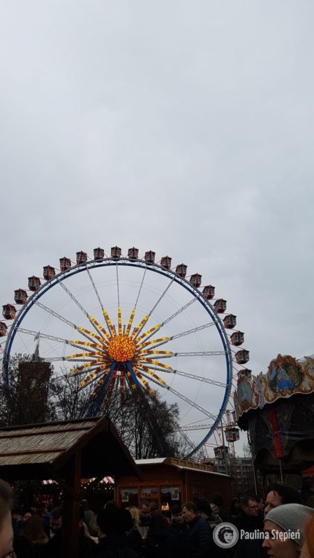 Nostalgischer Weihnachtsmarkt jarmarki w Berlinie