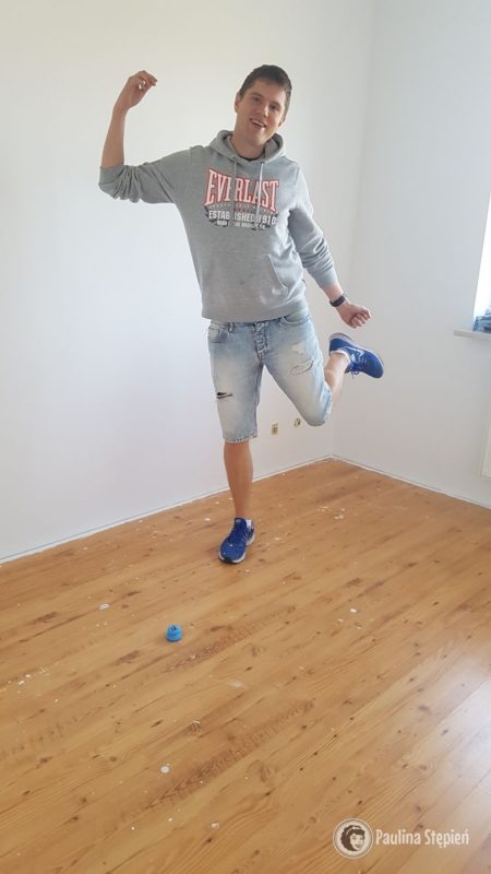 Michał szczęśliwy, że pomalował haha