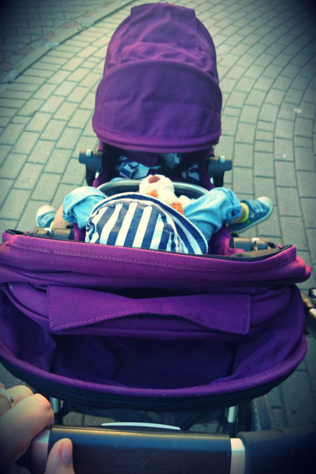 Co widzi mama w ustawieniu siedzisk buziami do siebie :) fajne bo widać dwójkę