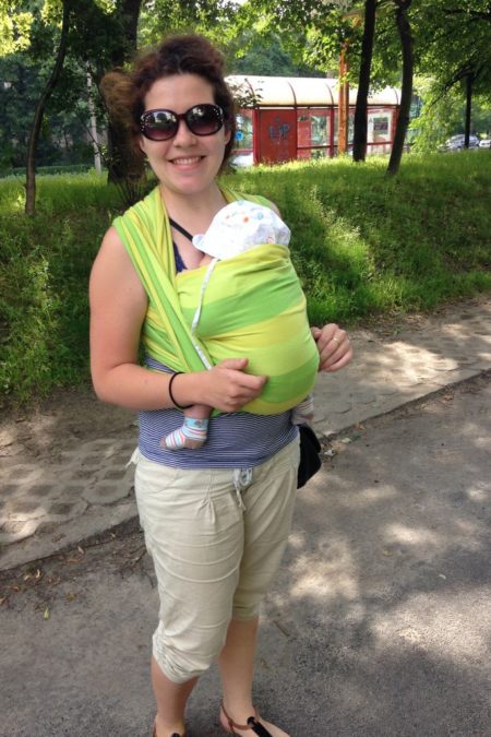 Chusta tkana to najwygodniejsza chusta na wyjście, jak dla mnie :) Najlepiej i najwygodniej podtrzymuje dziecko