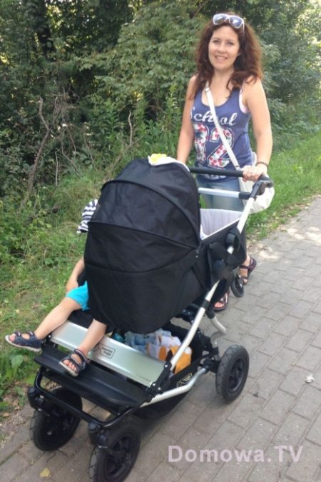 Wersja z jedną gondolą (ale oczywiście można zamontować dwie. Ja używałam przy dzieciach z mała różnicą wieku