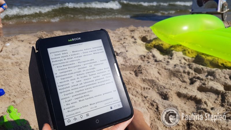 Czytanie na plaży :)