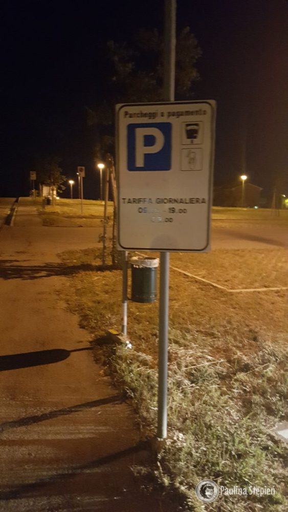 A to parking w miejscowości Marcelli