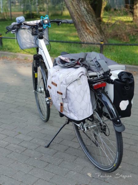 Obecnie lepiej sprawdzają mi się dwie osobne sakwy