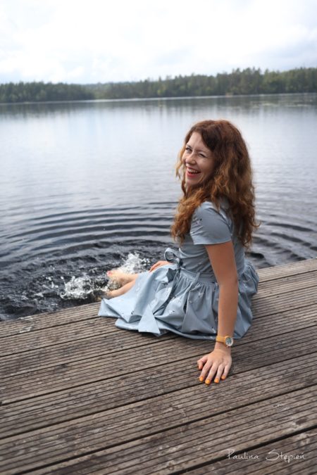 Sukienka w mewy
