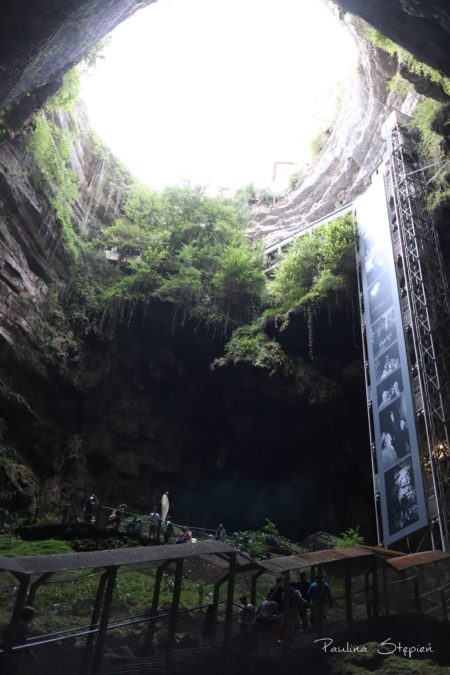Dziura w ziemi, czyli Gouffre de Padirac, Francja